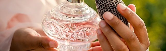 رایحه درمانی با عطرها