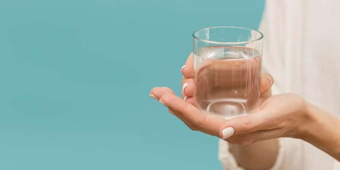 تاثیر نوشیدن آب در سلامت پوست