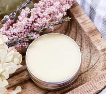 عطر جامد چیست و چه مزایایی نسبت به سایر عطرها دارد؟